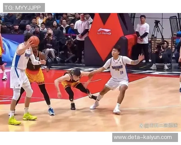 首钢单外援末节逆转CBA波波维奇笑开了花